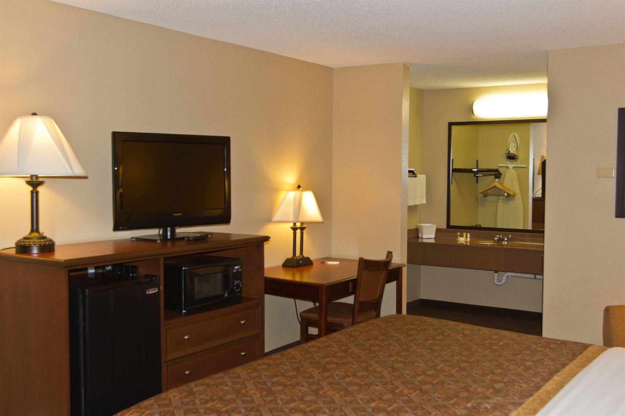 Hotel Greenlight & St